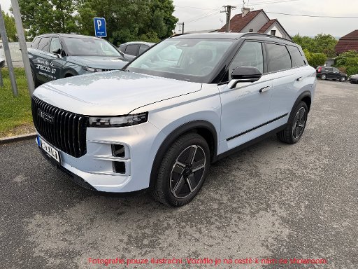 JAECOO J7 - stříbrná - 859 000 Kč
