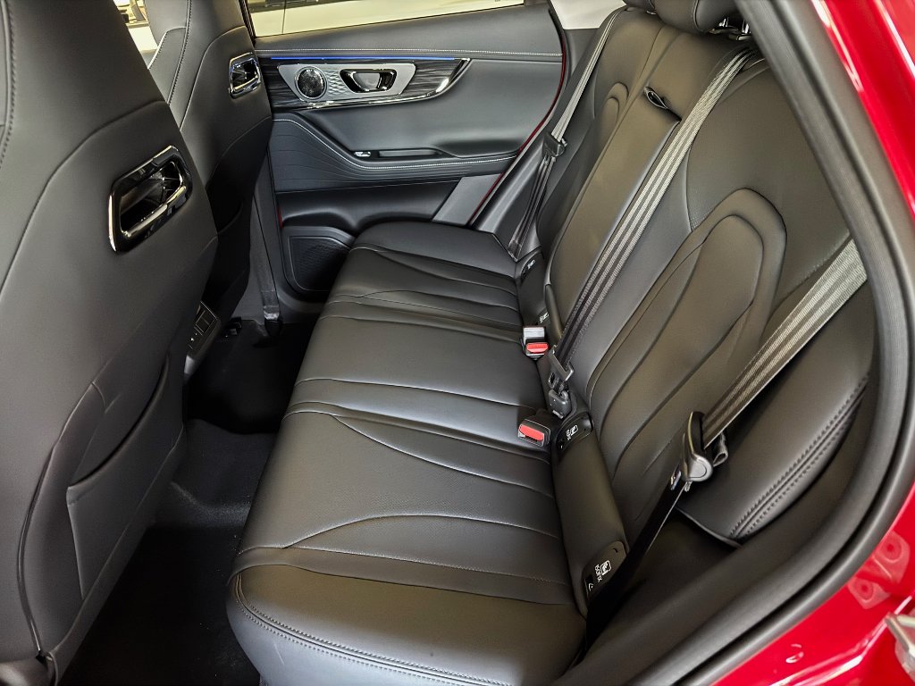 Vozidlo OMODA 5 SHS-H